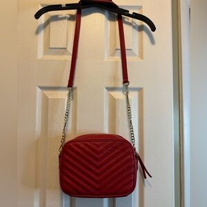 Express Crossbody Bag in Color Red